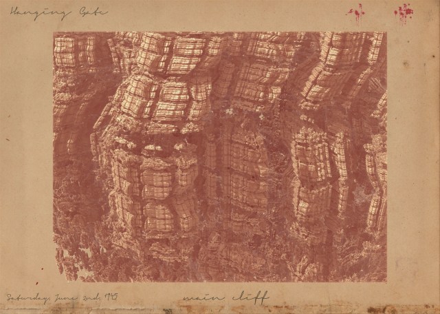 Hanging Gate 7 - Main cliff