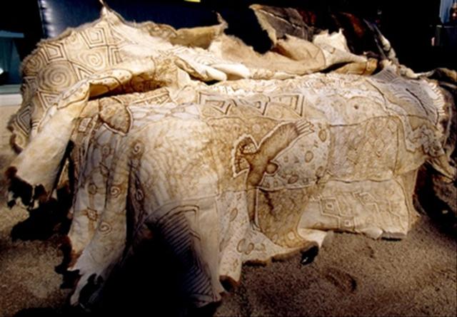 grande-cape-en-peau-de-phalanger